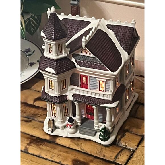 Christmas Village House  Lighted Ceramic Porcelain Blue Victorian Snow - Picture 14 of 16